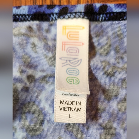 LuLaRoe Lynnae - Picture 4 of 5